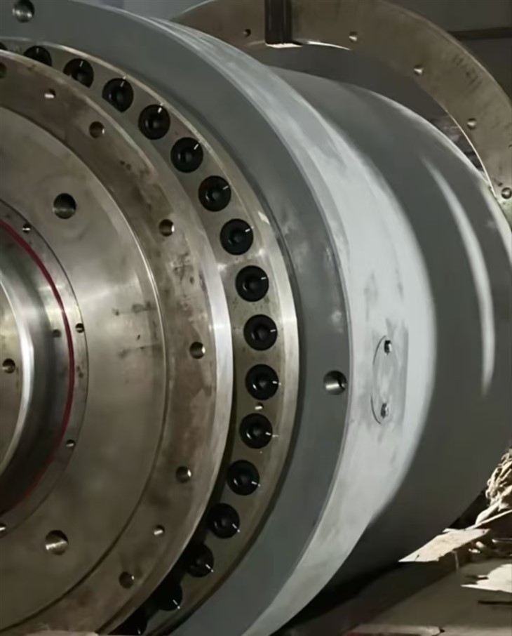 5000-ton Built-in Punching Cylinder